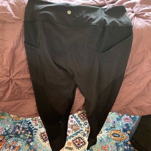 Lululemon leggings with side pockets
